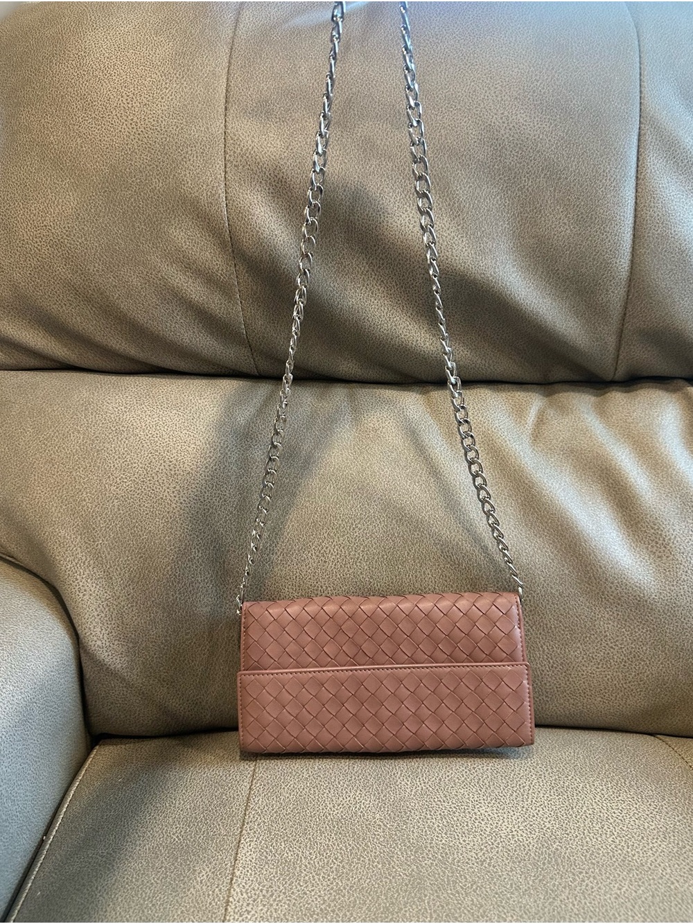 Bottega Veneta Mauve Pink wallet 100% authentic